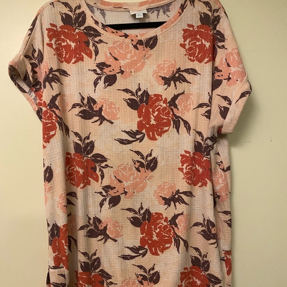 Lularoe Leah xl - Picture 1 of 2